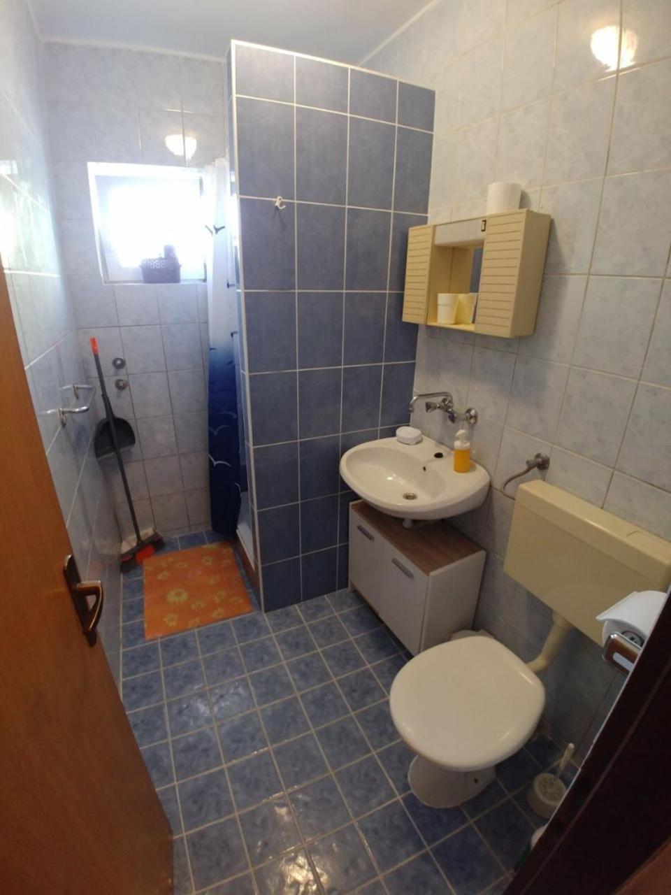 Apartment Svetka Sali Exterior photo