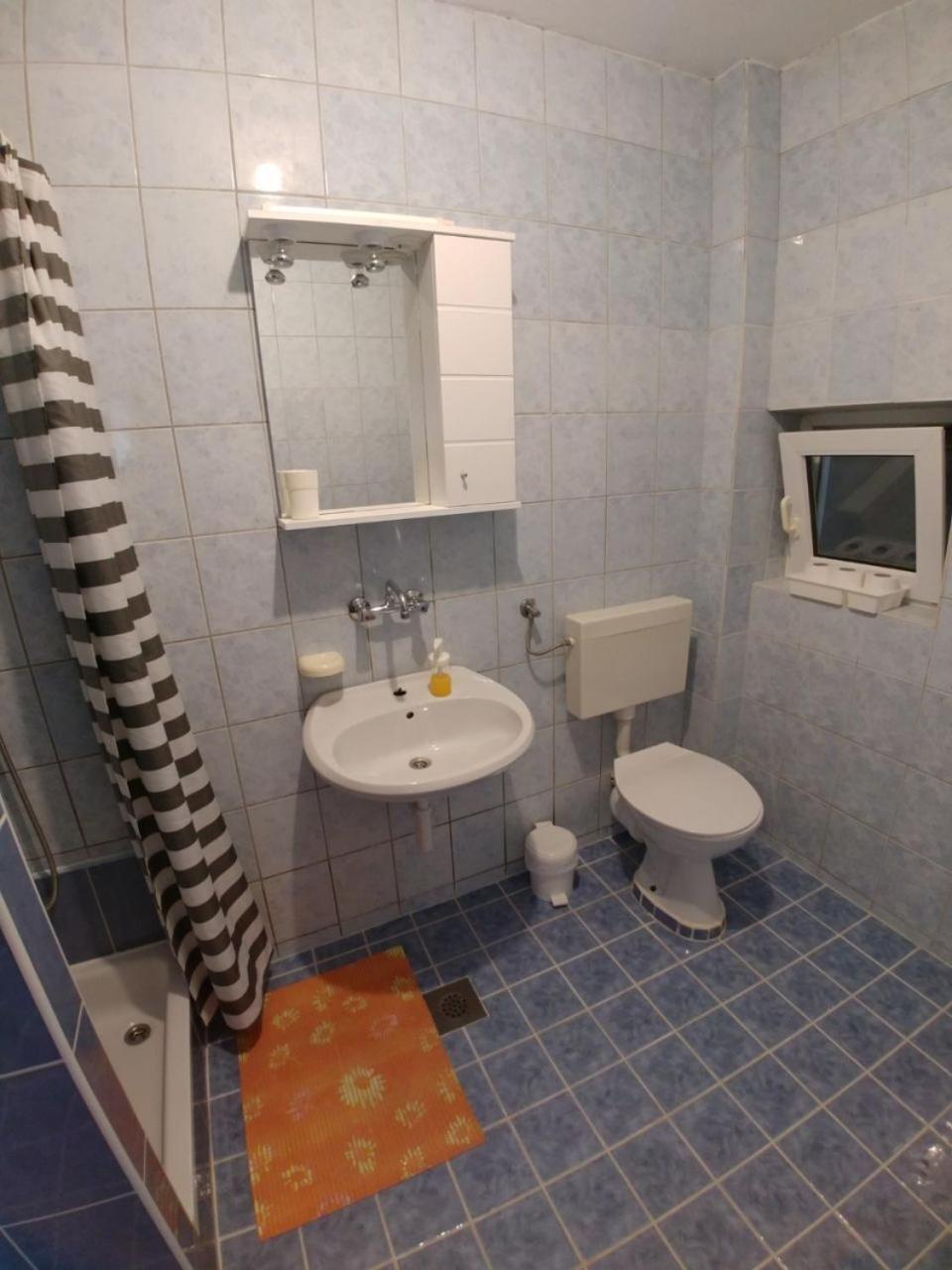 Apartment Svetka Sali Exterior photo