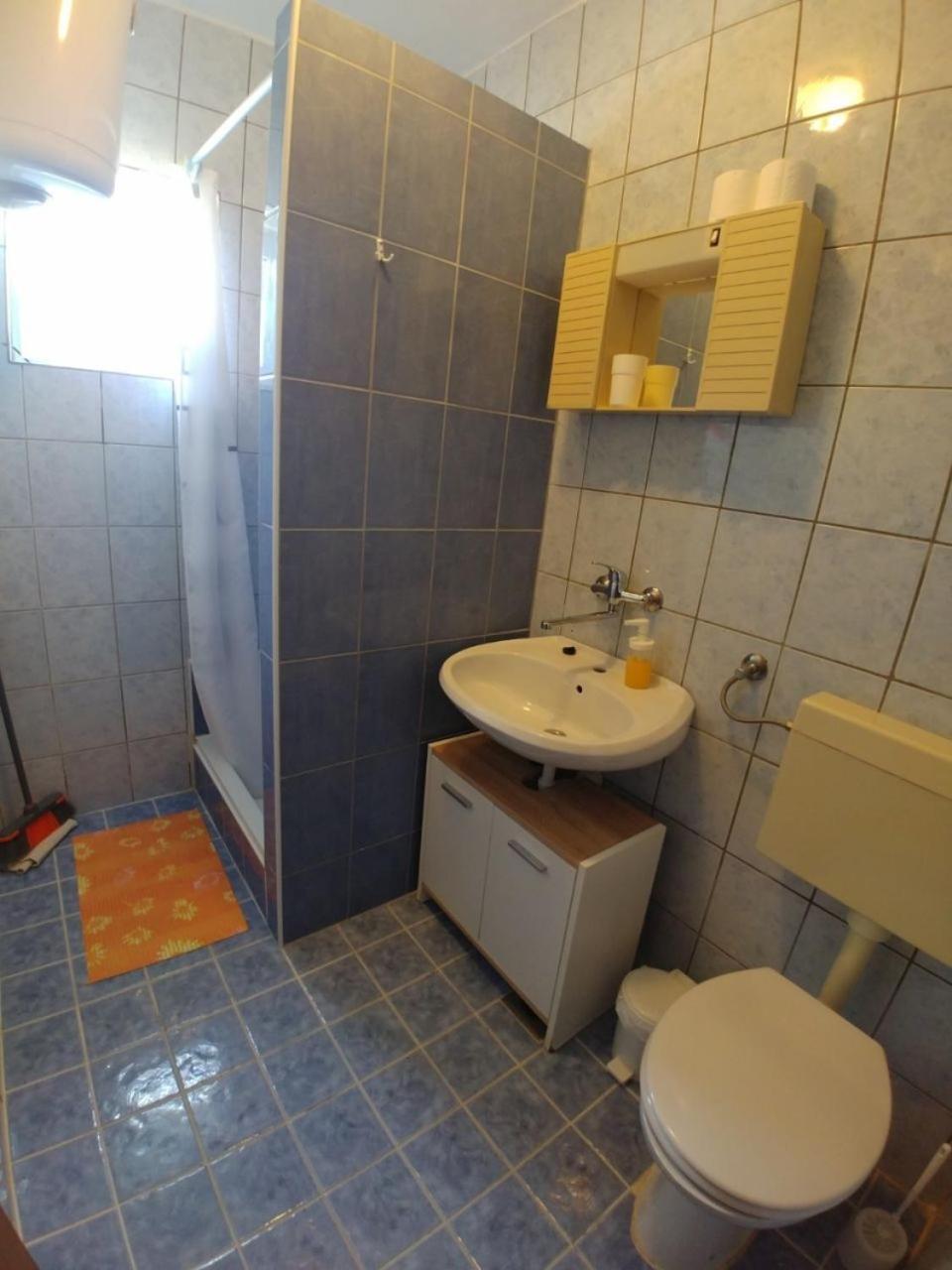 Apartment Svetka Sali Exterior photo