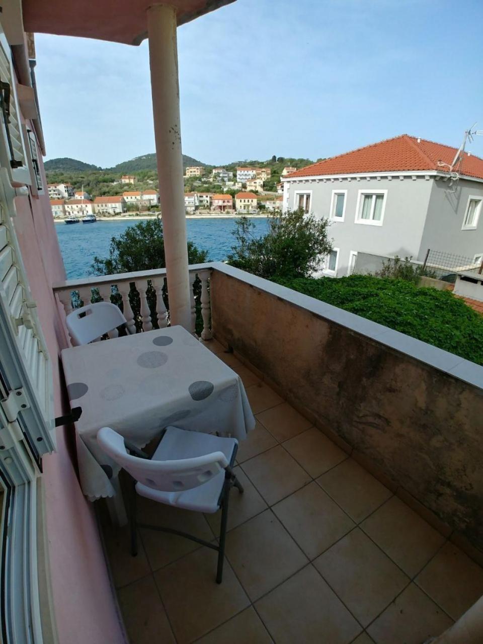 Apartment Svetka Sali Exterior photo