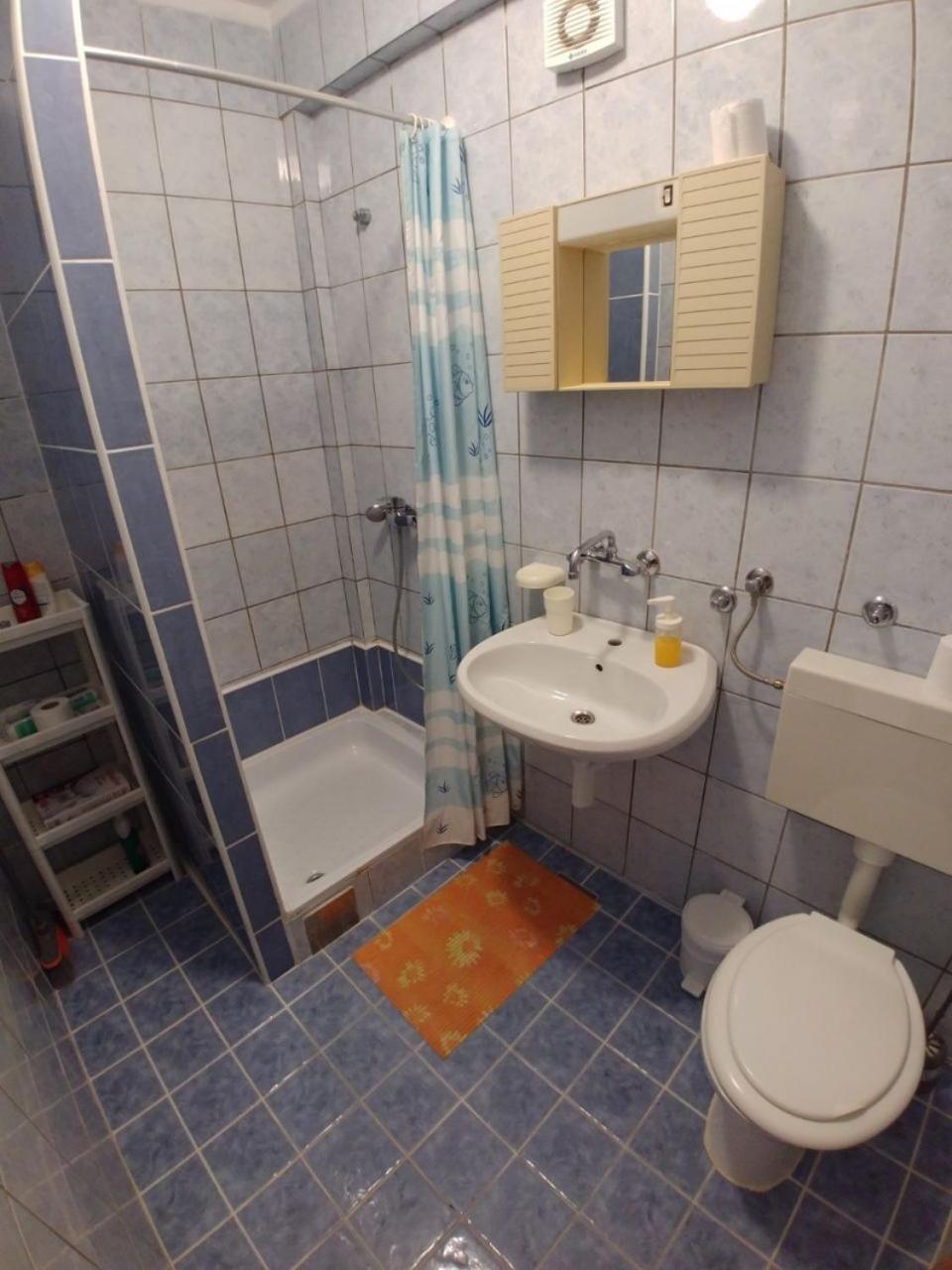 Apartment Svetka Sali Exterior photo